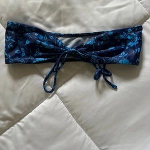 Strapless bathing suit top
